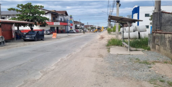 Pontos de ônibus em trecho da rua Minas Gerais serão transferidos temporariamente durante obras na via